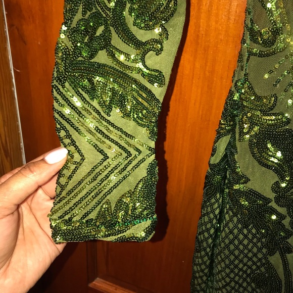 Emerald green designer dress - Picture 8 of 8